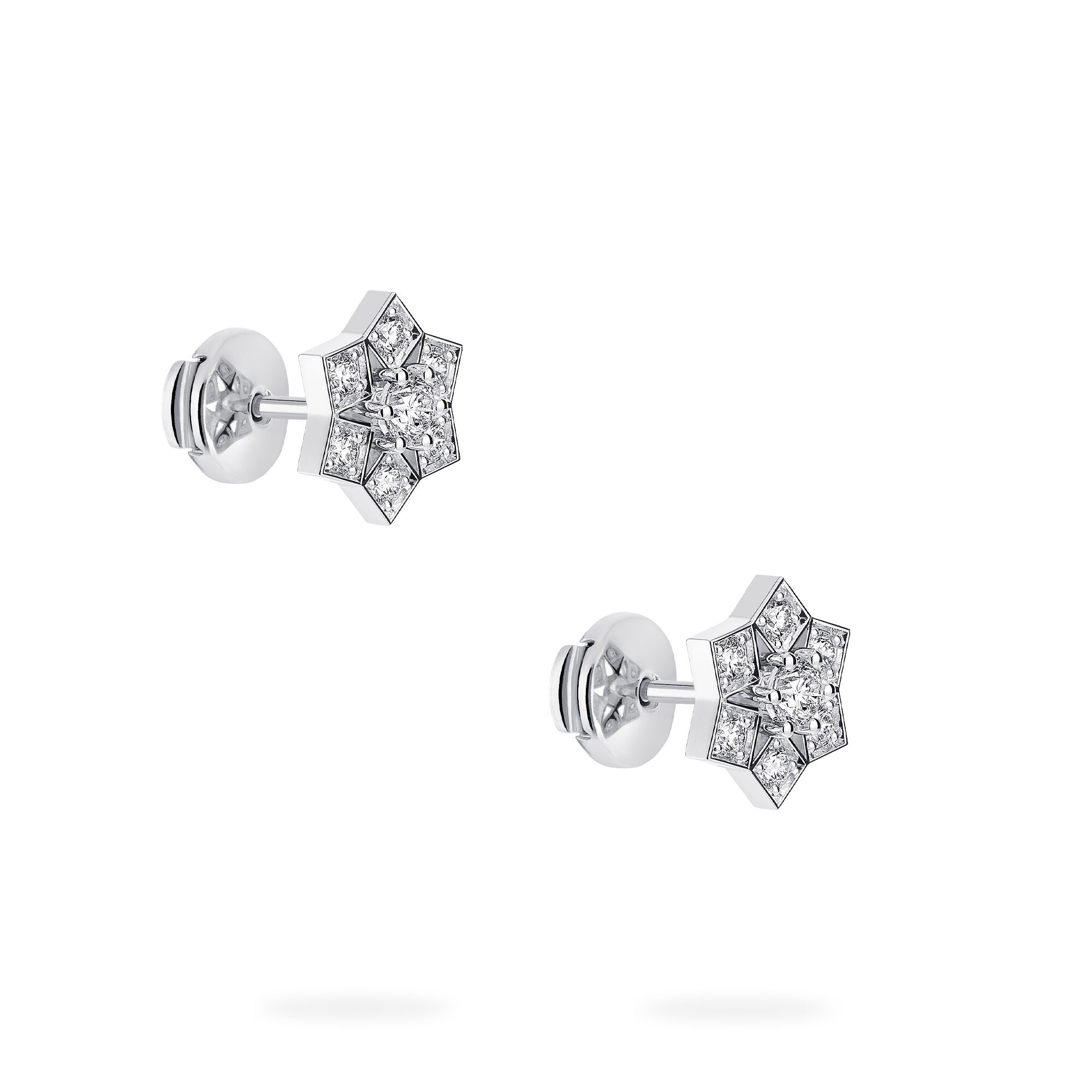 Birks Snowflake® White Gold Stud Earrings, Medium | Maison Birks